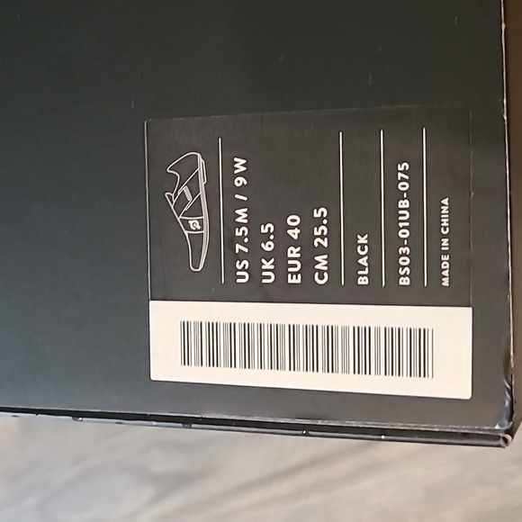 Peloton Altos Cycling Shoes Size 7.5 main image 5